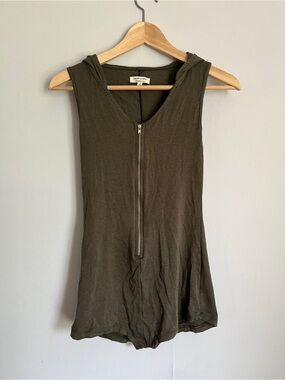 Heart Hips Olive Green Sleeveless Hooded Zip Romper